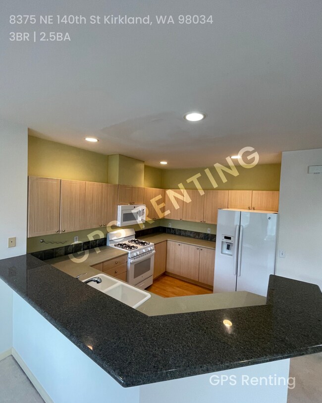 Building Photo - 8375 NE 140th St