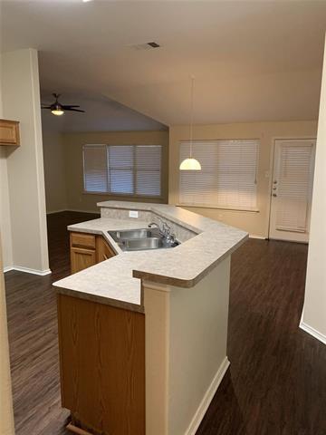 Building Photo - 1205 Eastwick Dr