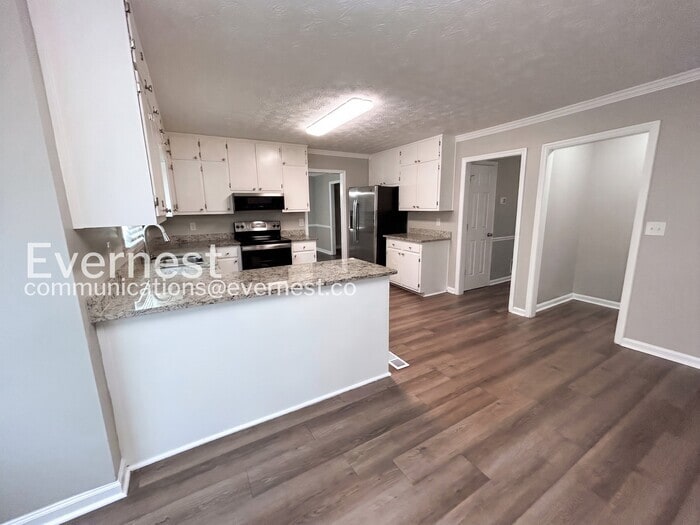 Building Photo - 3002 Meadowsweet Trail
