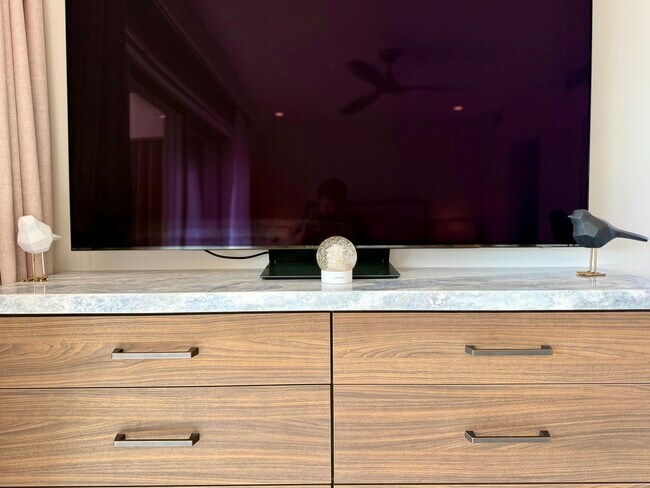 Building Photo - 197 Holokahiki Ln