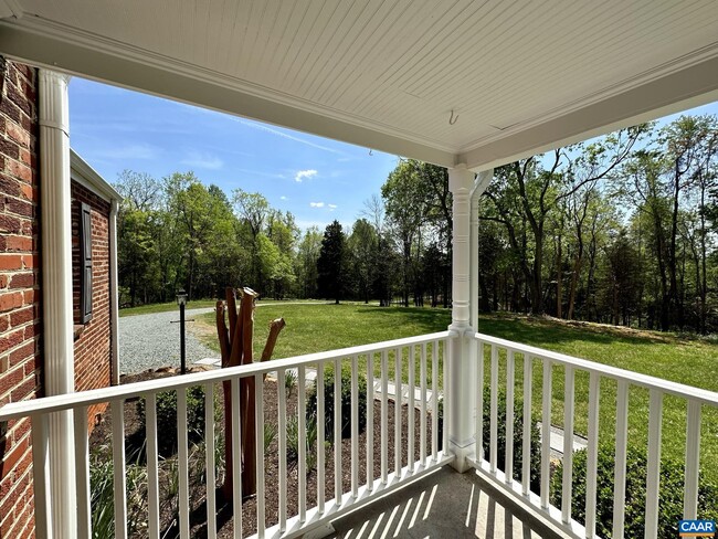 Building Photo - 2278 Hansens Mountain Rd