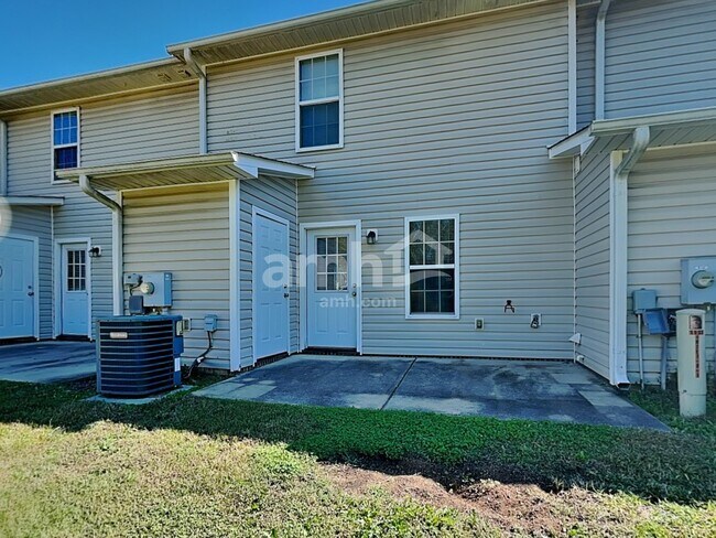 Building Photo - 43 Wolf Creek Ln