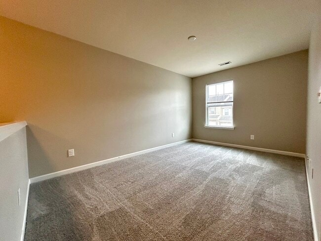 Building Photo - 10573 Bunclody Dr