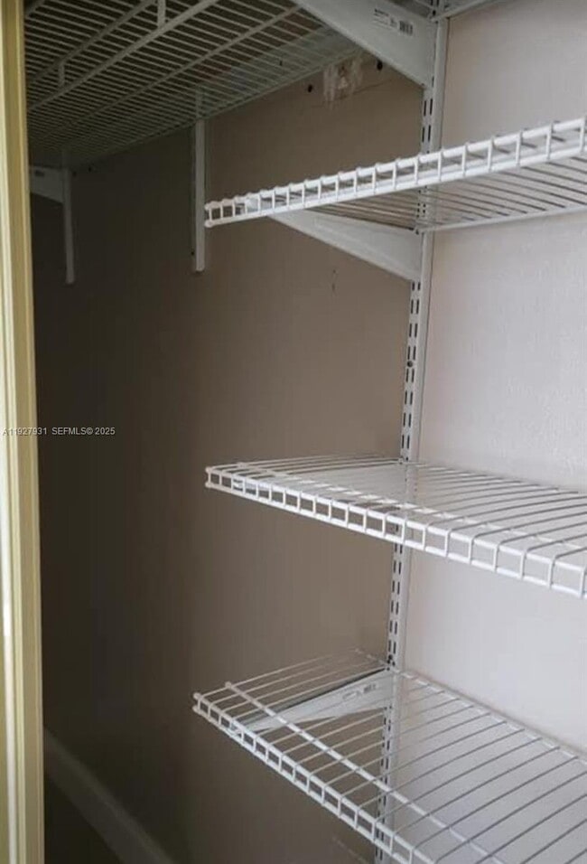 Building Photo - 2228 Polk St