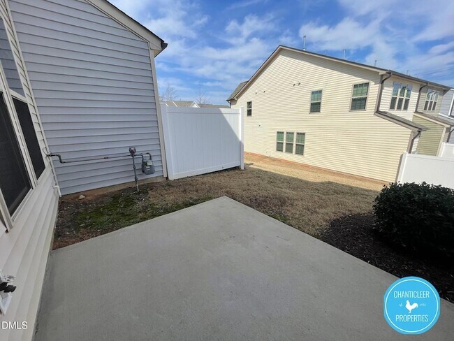 Building Photo - 17 S Grey Abbey Dr