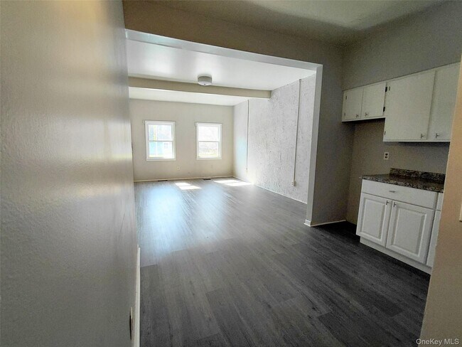 Building Photo - 79 Franklin St