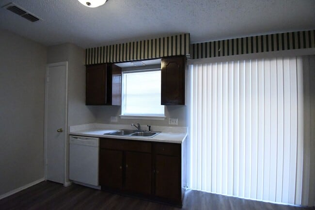 Building Photo - Economical 2 Bedroom Duplex in South Tyler-Lawn Care Included!