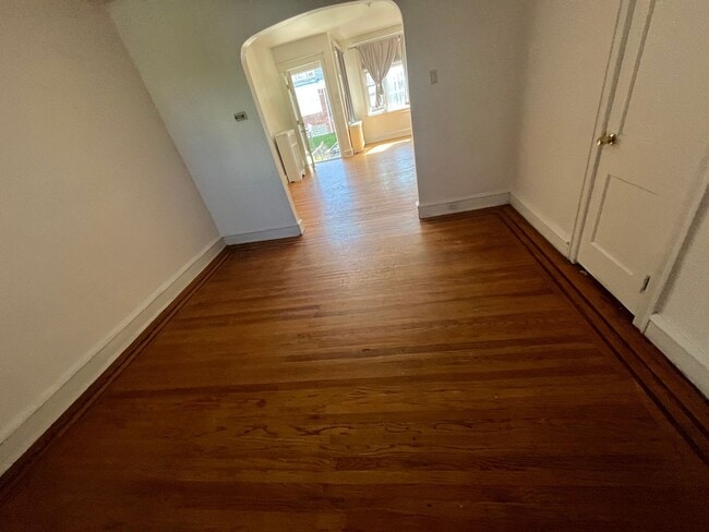 Building Photo - 7220 Marsden St