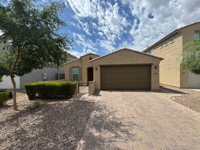 Building Photo - 4 Bedroom - 2 Bath - 1760 Sq. Ft - Beautiful New Built Home - Glendale