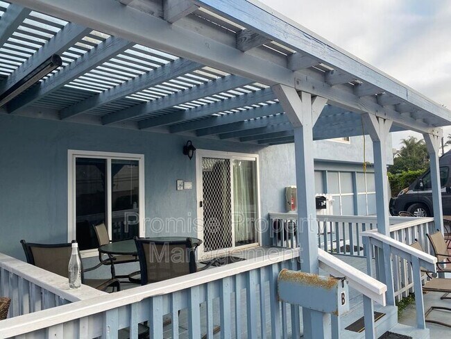 Building Photo - 934 S Myers St