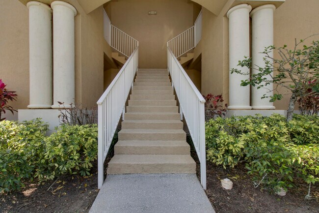Building Photo - 8933 Sandshot Ct