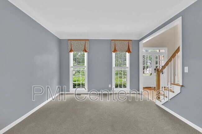 Building Photo - 120 Creekside Park Dr