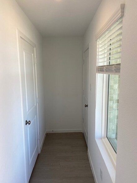 Building Photo - 11906 Bat Sheva Ln