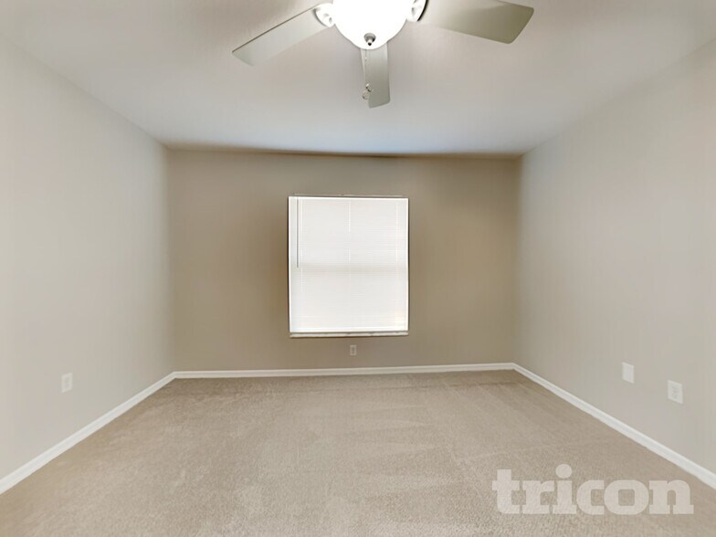Building Photo - 1119 Shared Passion St