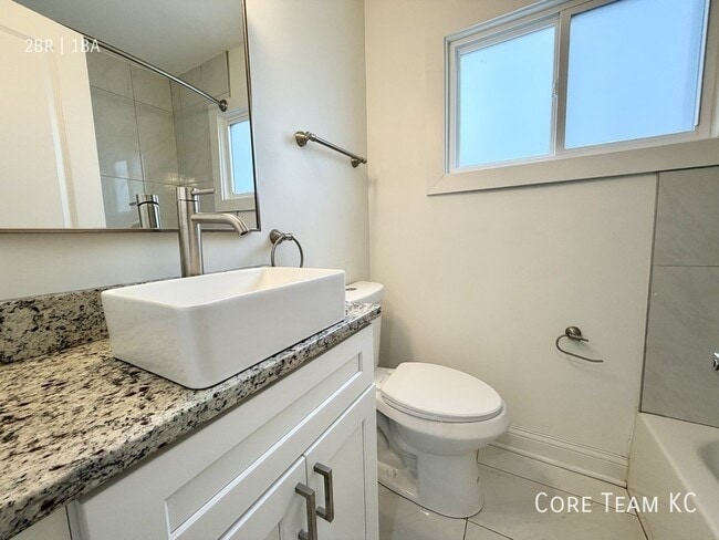 Building Photo - 5044 Baltimore Ave