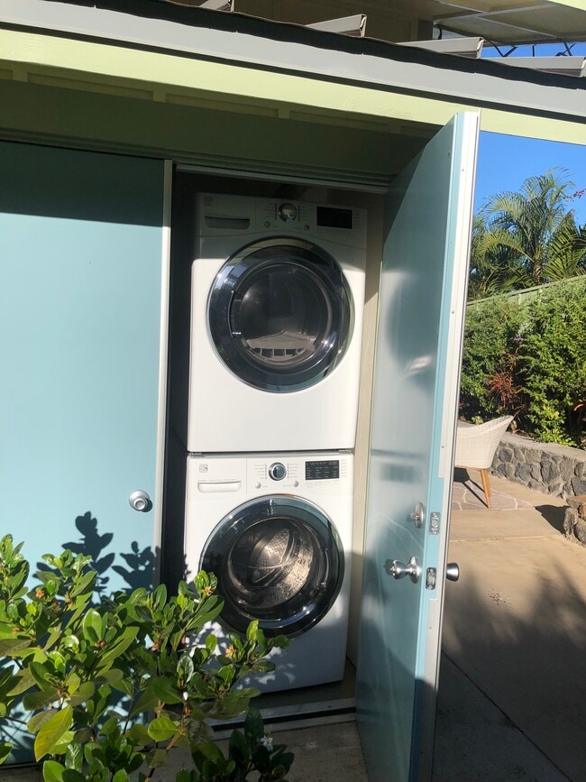 Washer/Dryer - 3245 Kehala Dr