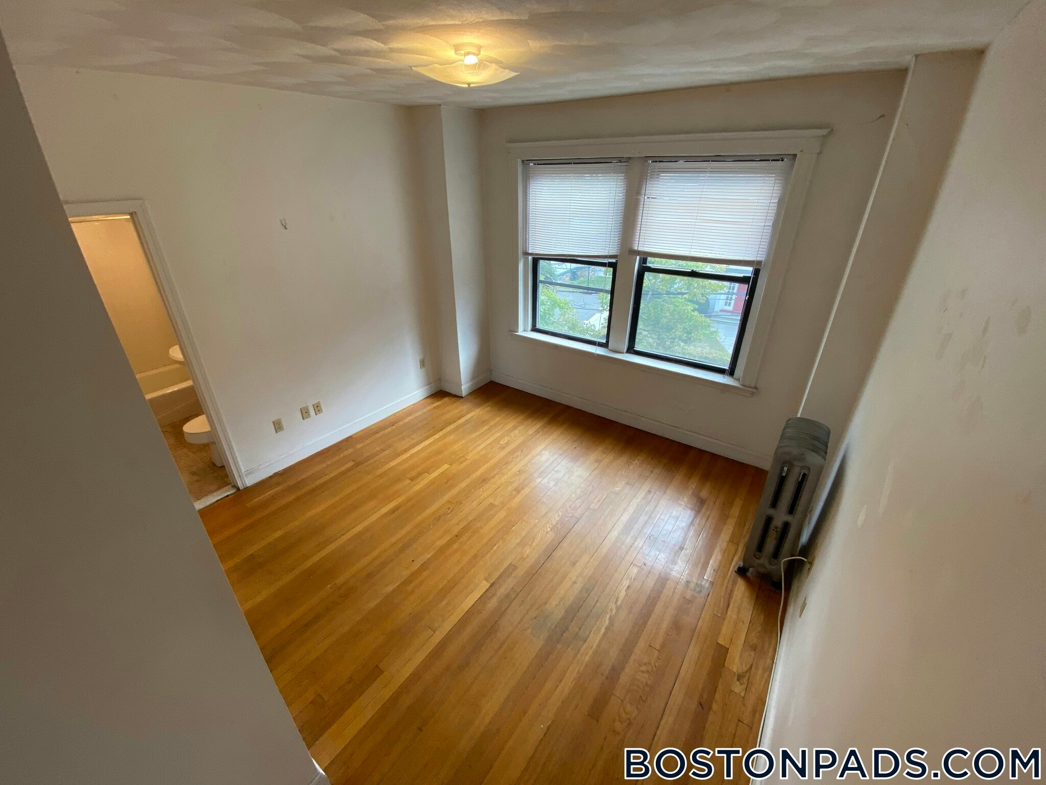 Building Photo - 17 Cummings Rd