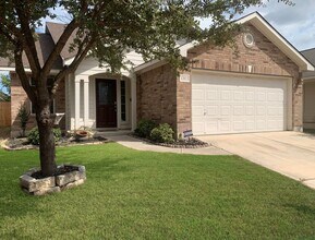 Building Photo - *COMING SOON* Stylish Living in Helotes – 3BR Home with Pool & Park Access!