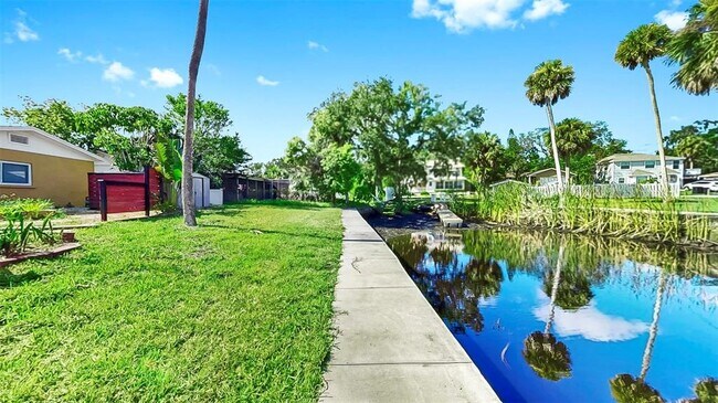 Building Photo - 5435 Drinkard Dr