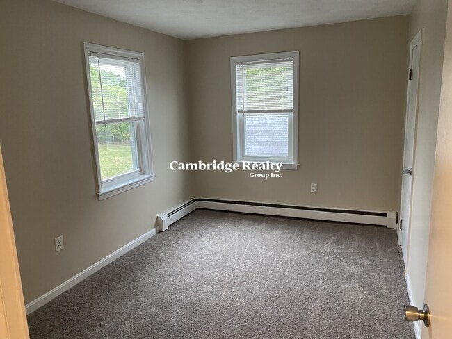 Building Photo - 143 Washington Cir