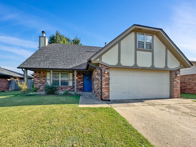 Building Photo - 2422 Ripple Creek Ln