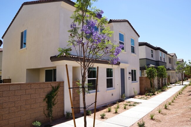 Building Photo - 41515 Stanford Rd