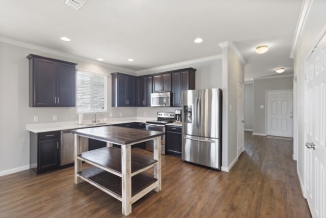 Building Photo - 3012 Montserrat Creek Dr