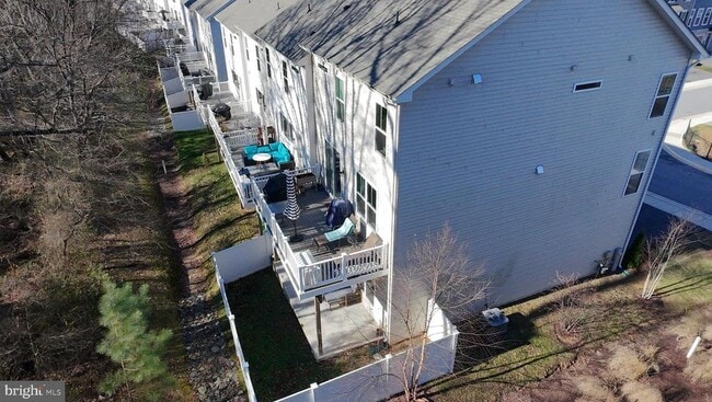 Building Photo - 585 Cross Chase Dr