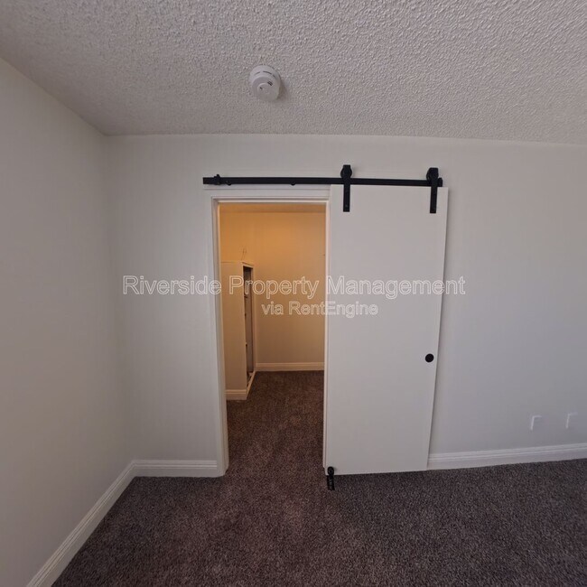 Building Photo - 2255 Cahuilla St