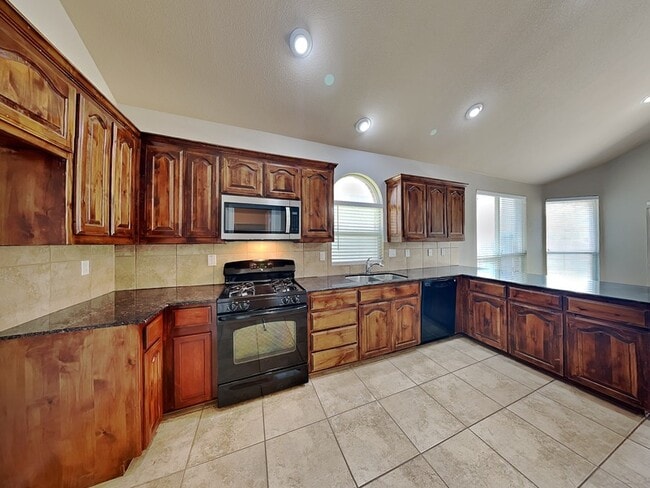 Building Photo - 6204 Kristen Dr