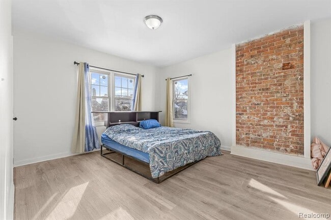 Building Photo - 1936 Atkinson St