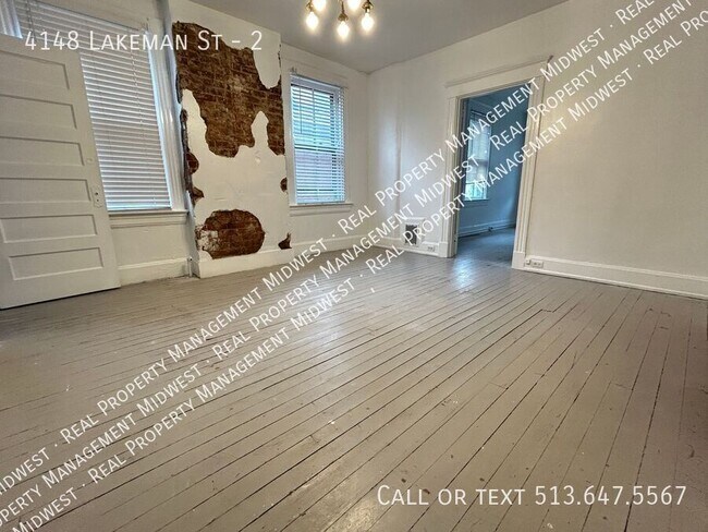 Building Photo - 4148 Lakeman St