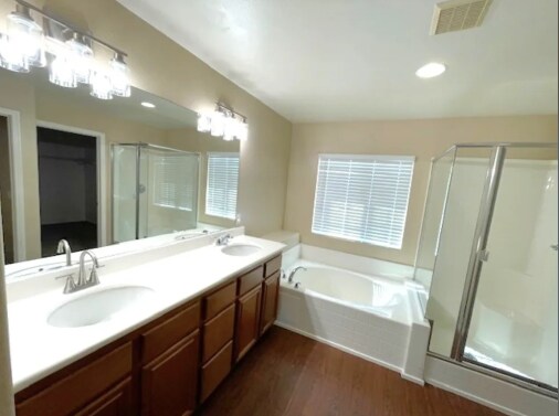 Building Photo - 29784 Cheshire Ct