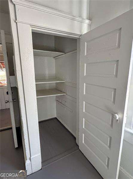 Building Photo - 3051 Wells St