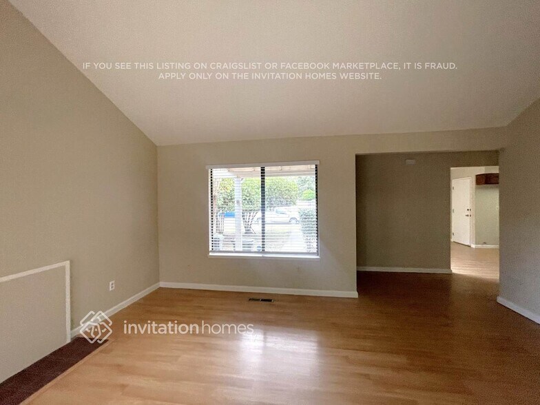 Building Photo - 1119 Hartford Pl