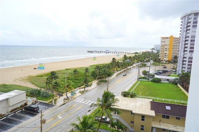 Building Photo - 525 N Ocean Blvd