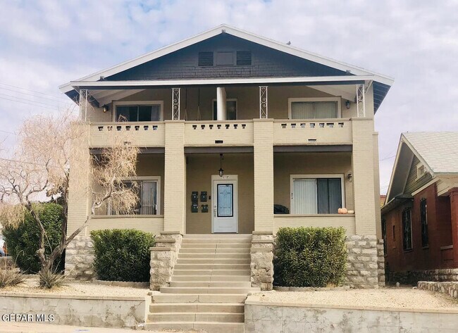 Primary Photo - 1015 Prospect St