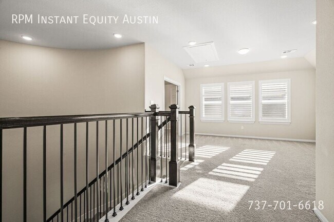 Building Photo - 424 Sitlington Ln