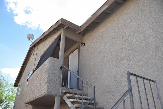 Building Photo - 5267 Retablo Ave