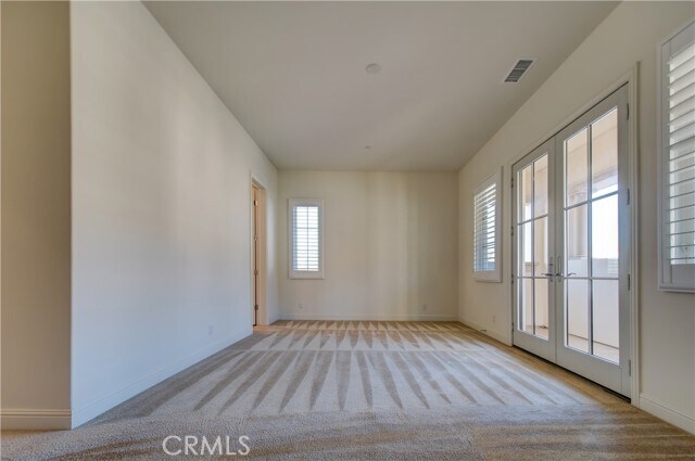 Building Photo - 120 Nest Pine