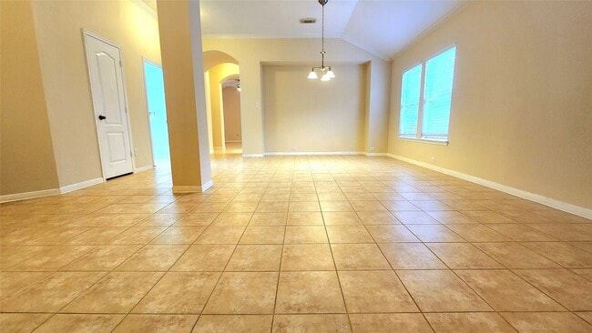 Building Photo - 3011 Sunchase Ct