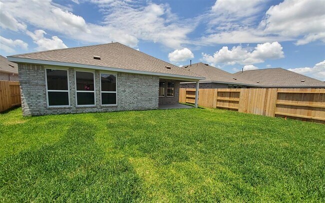 Building Photo - 6422 Seafoam Lake Dr