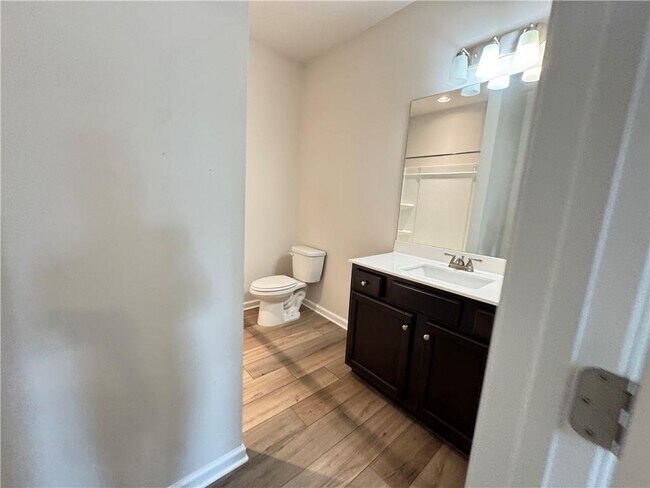 Building Photo - 1572 Dover Creek Ln