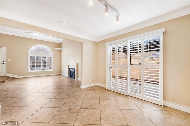 Building Photo - 2831 Mill Point Dr