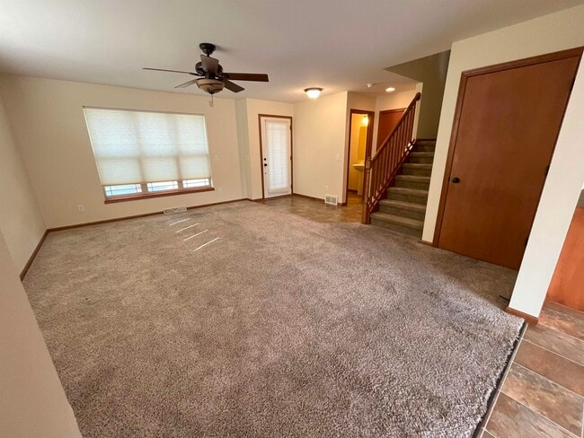 Building Photo - 6119 Arrowpoint Way