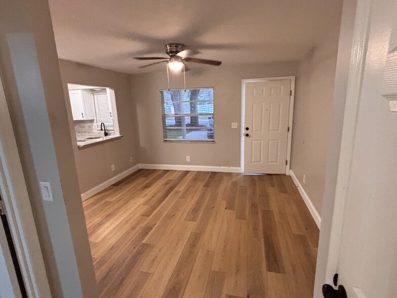 Building Photo - 38351 A Ave