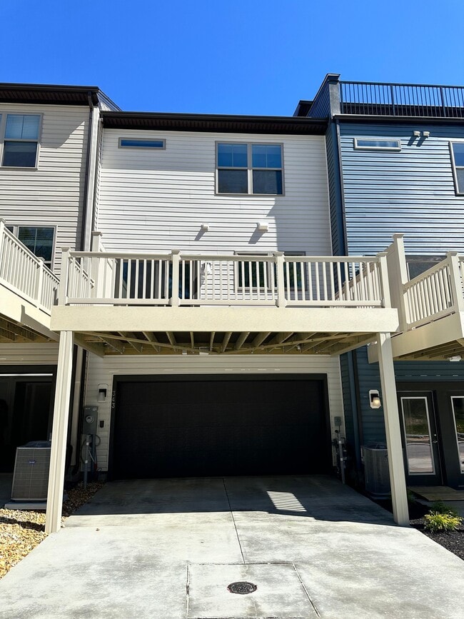 Building Photo - 343 Alluvium Dr