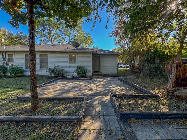 Building Photo - 1420 Broadway St