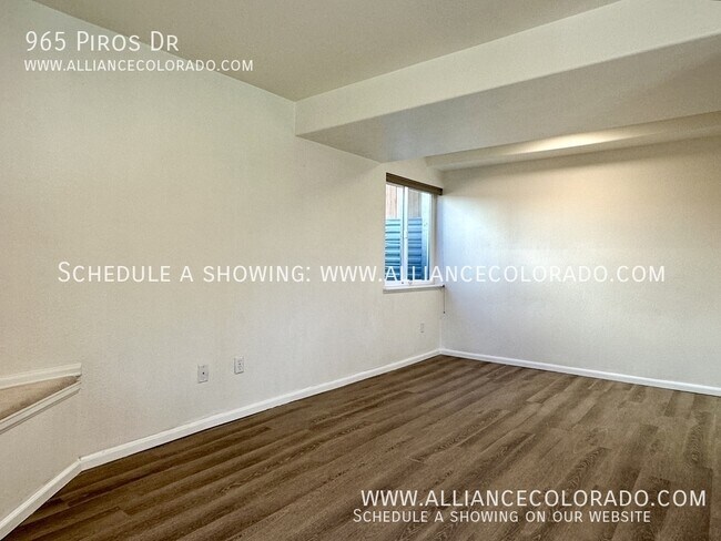 Building Photo - 965 Piros Dr