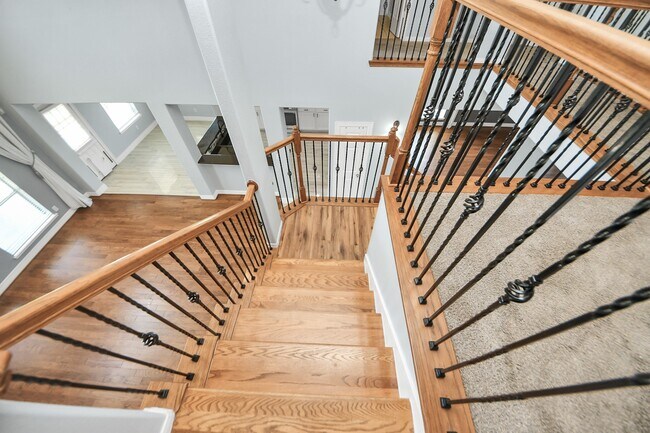 Building Photo - 8602 Briar Oaks Ln